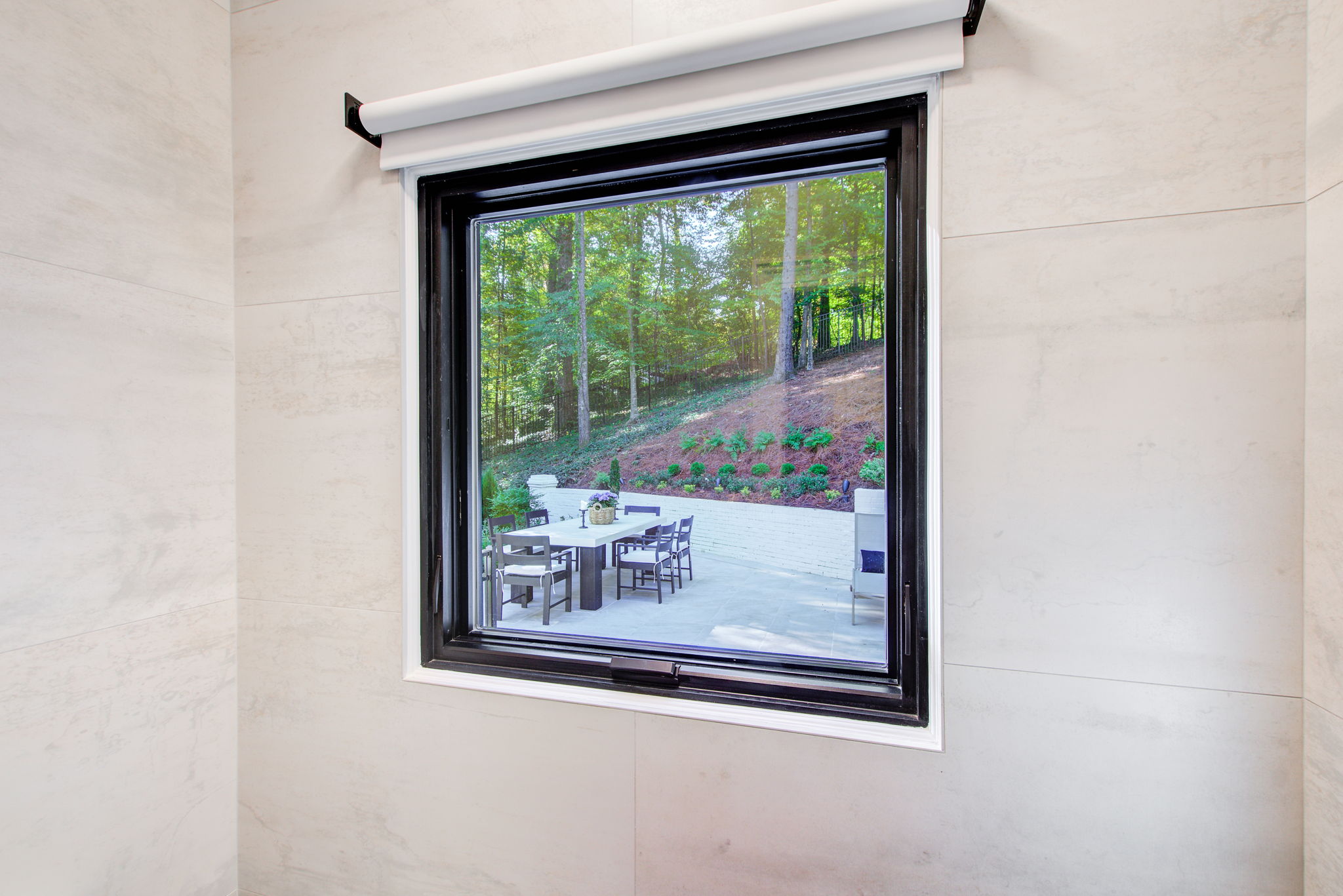 30 Powder Room B WC Window View