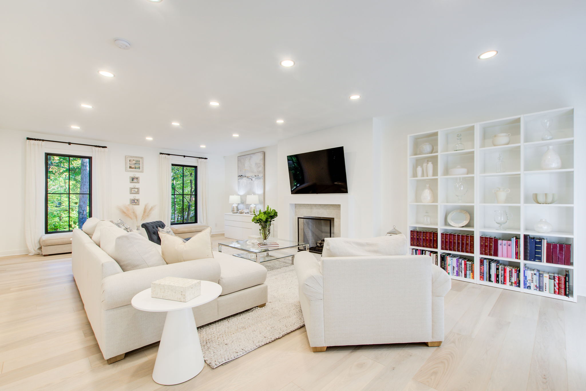 32 Formal Living Room B
