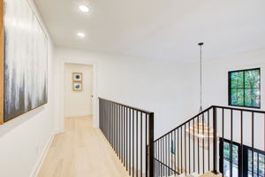 55 Upper Landing B w BRs 2+3 Access