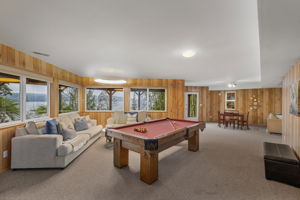 Lower level, rec room, multi-gen living, income potential..all with gorgeous VIEWS!!