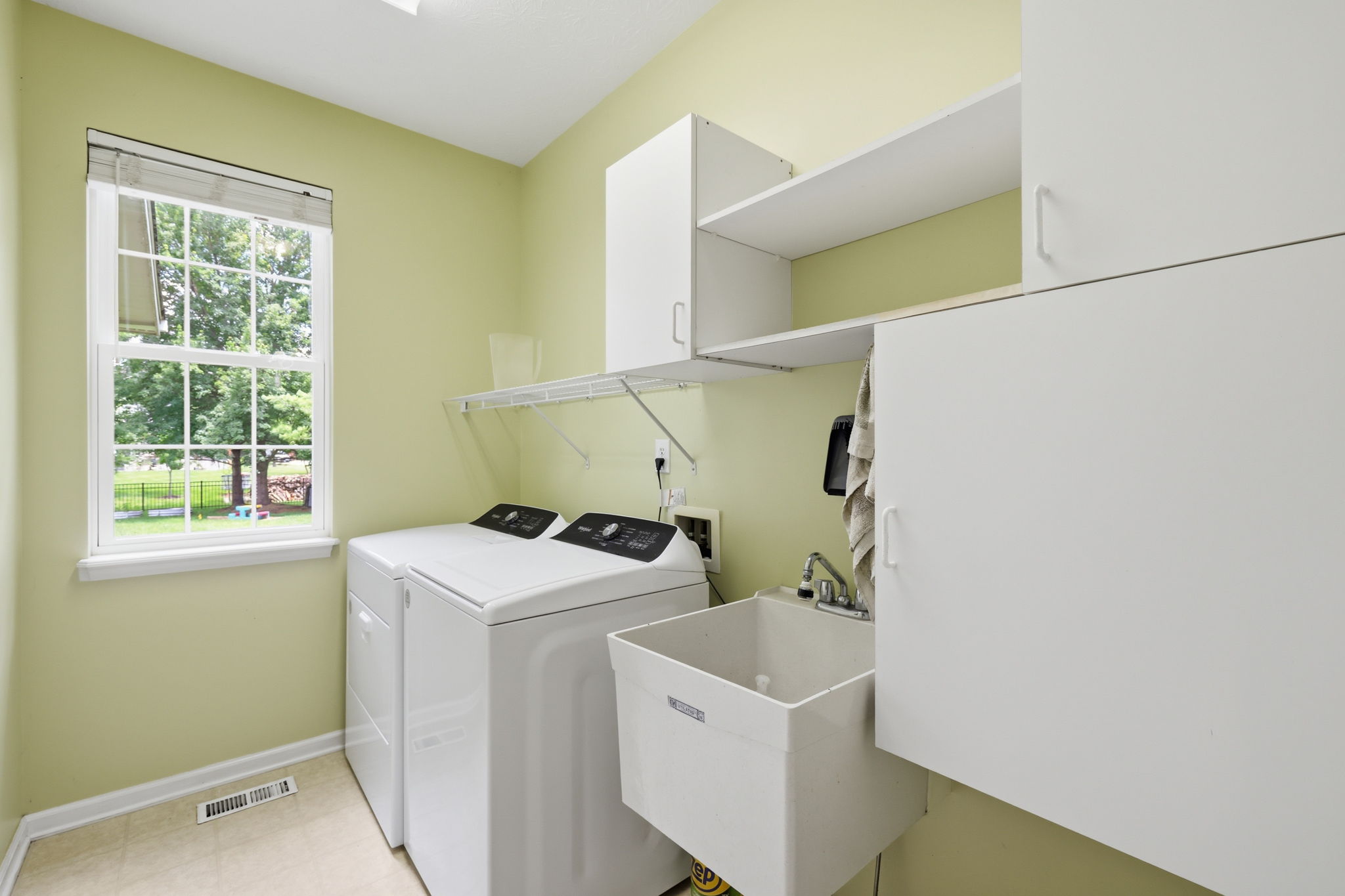 6092 Catlin Ln_022
