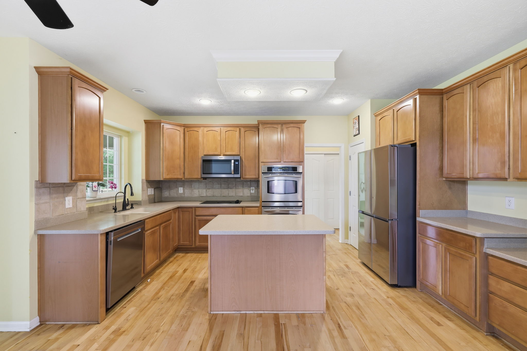 6092 Catlin Ln_017