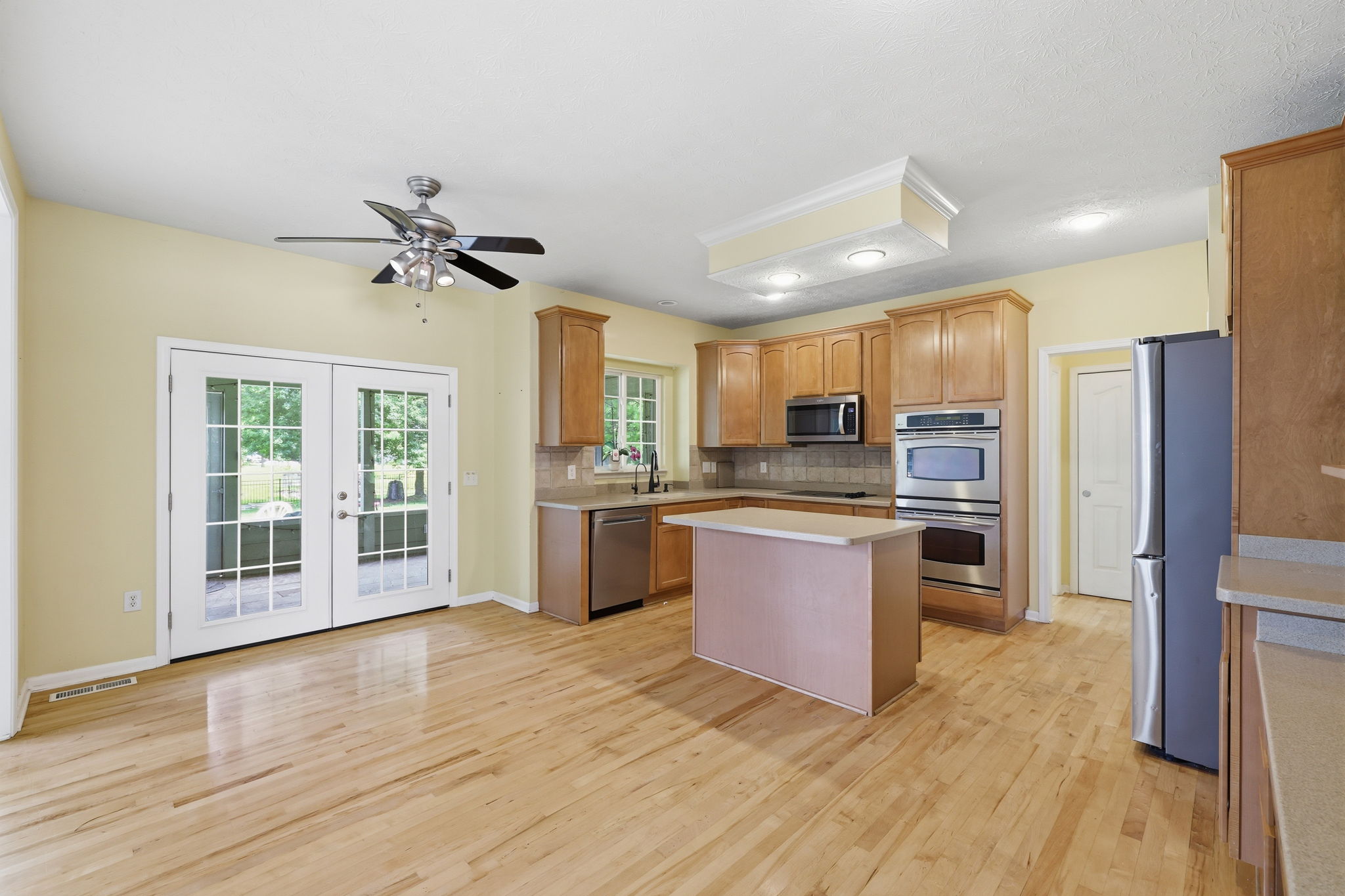 6092 Catlin Ln_016