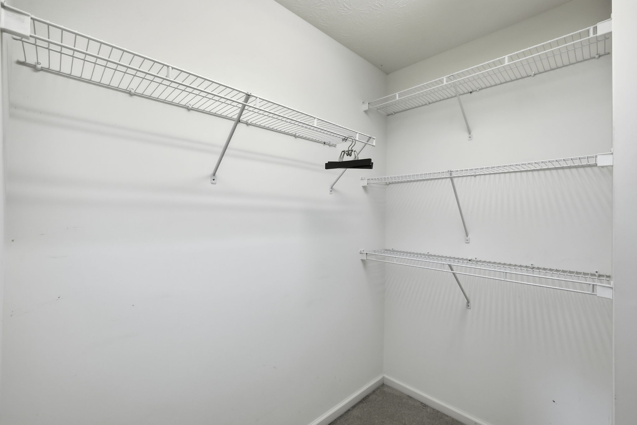 6092 Catlin Ln_030