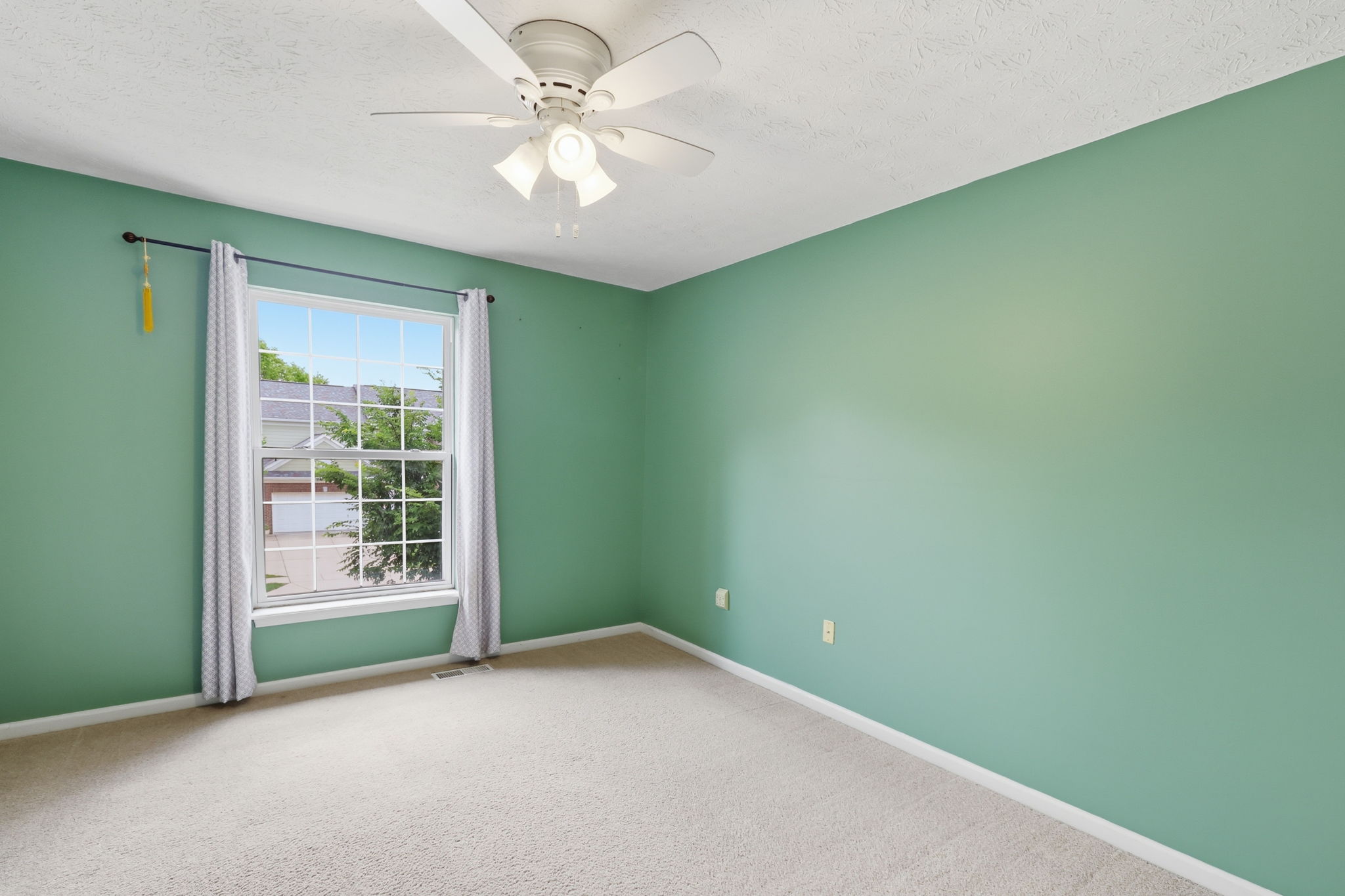 6092 Catlin Ln_031