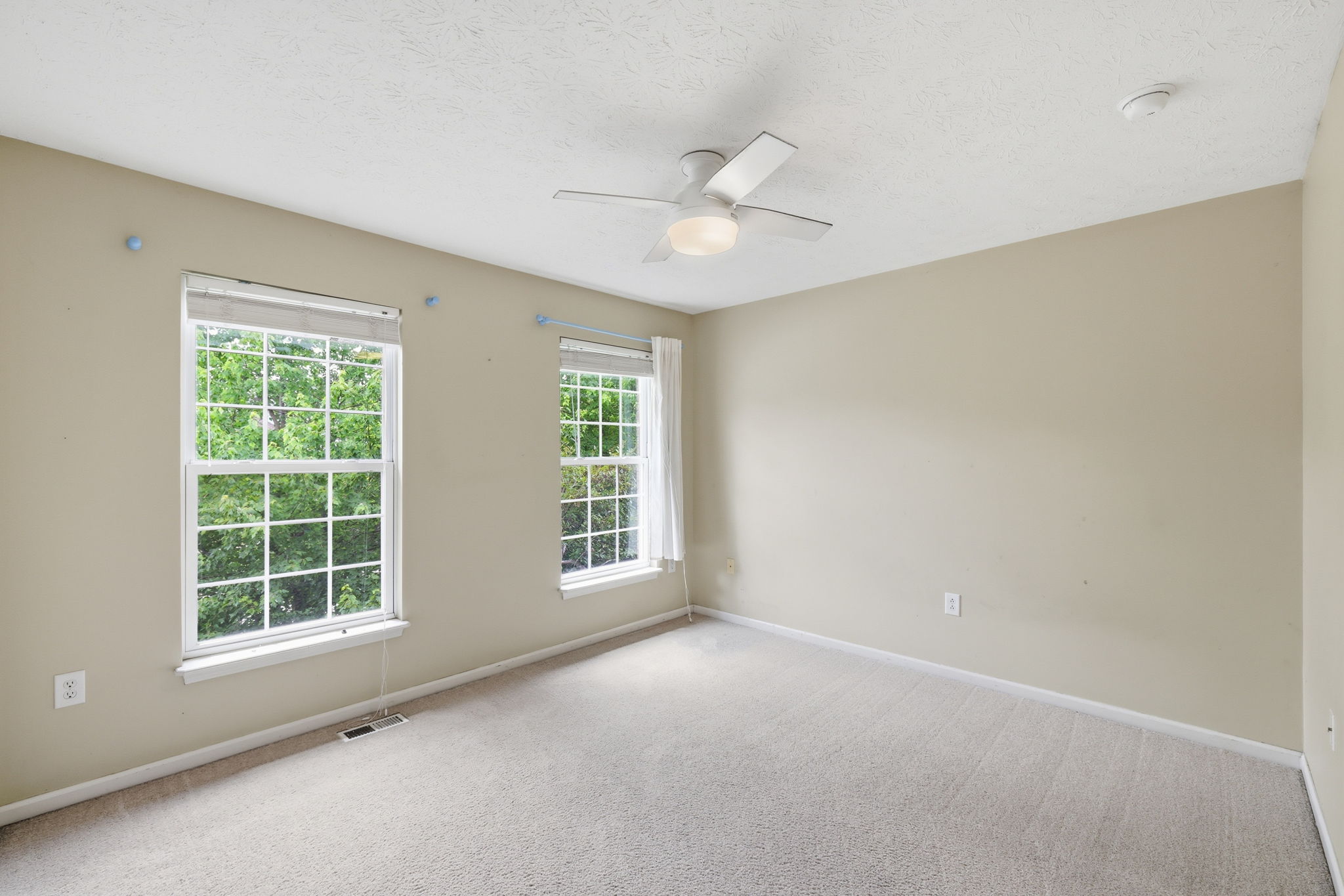 6092 Catlin Ln_033