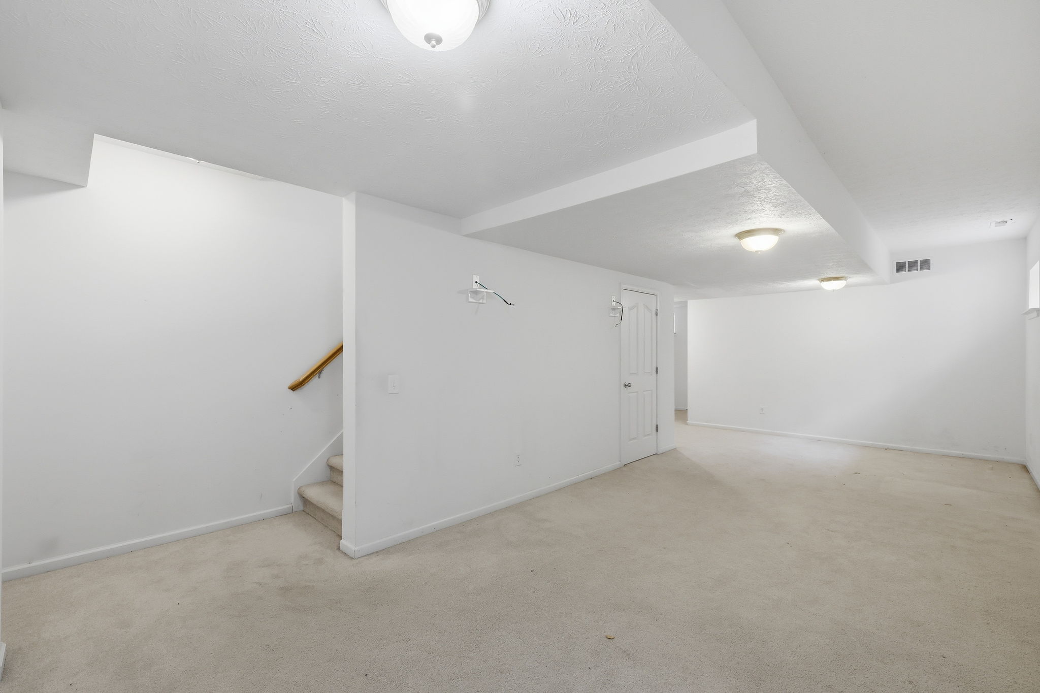 6092 Catlin Ln_038