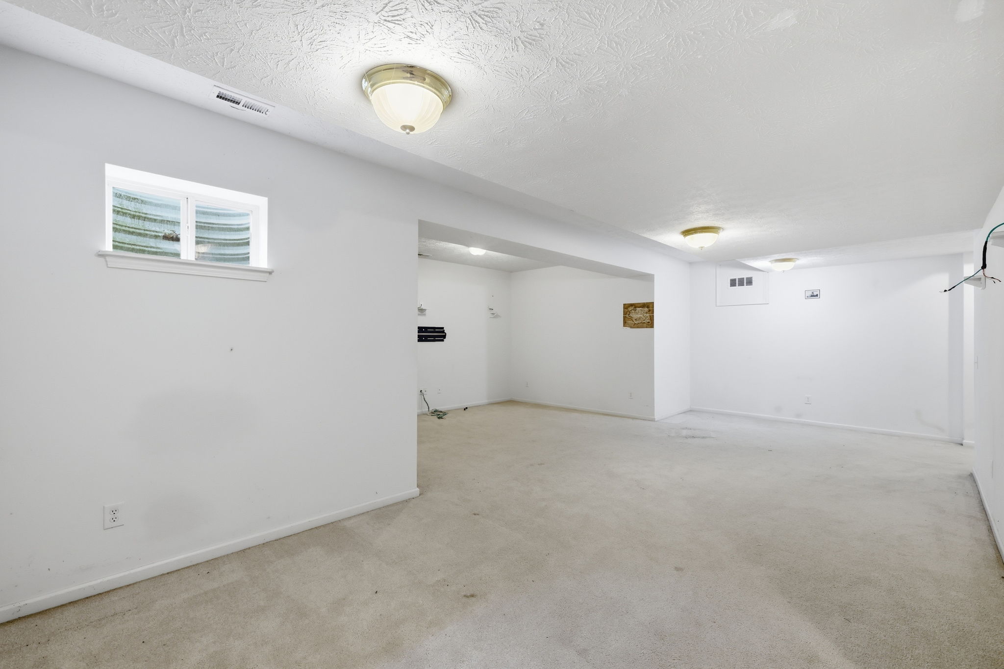 6092 Catlin Ln_040