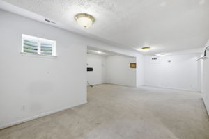 6092 Catlin Ln_040