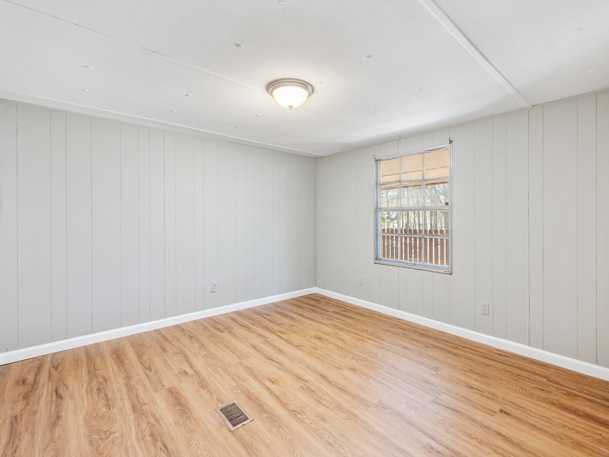 6092 Morrow Dr, Flowery Branch, GA 30542, USA Photo 24