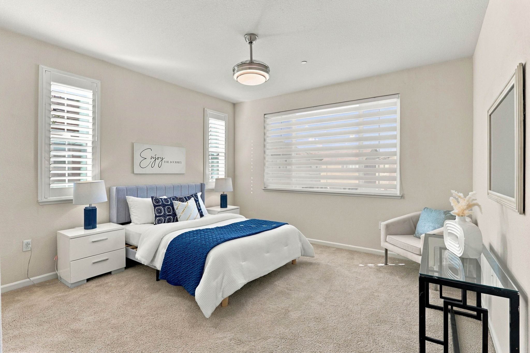 021_F8_6094 Charlotte Dr