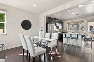013_F8_6094 Charlotte Dr
