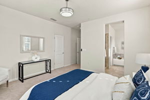 023_F8_6094 Charlotte Dr