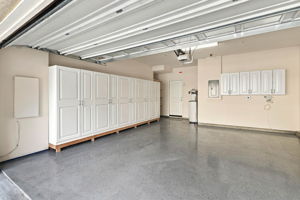 036_F8_6094 Charlotte Dr