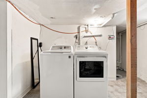  Photo 49