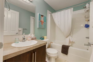  Photo 32