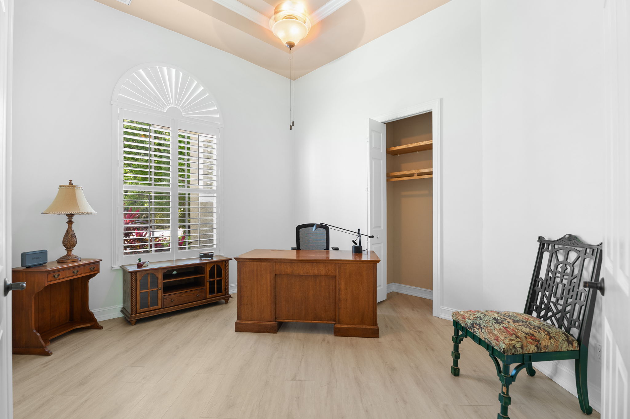 Office or 4th bedroom with closet and window!