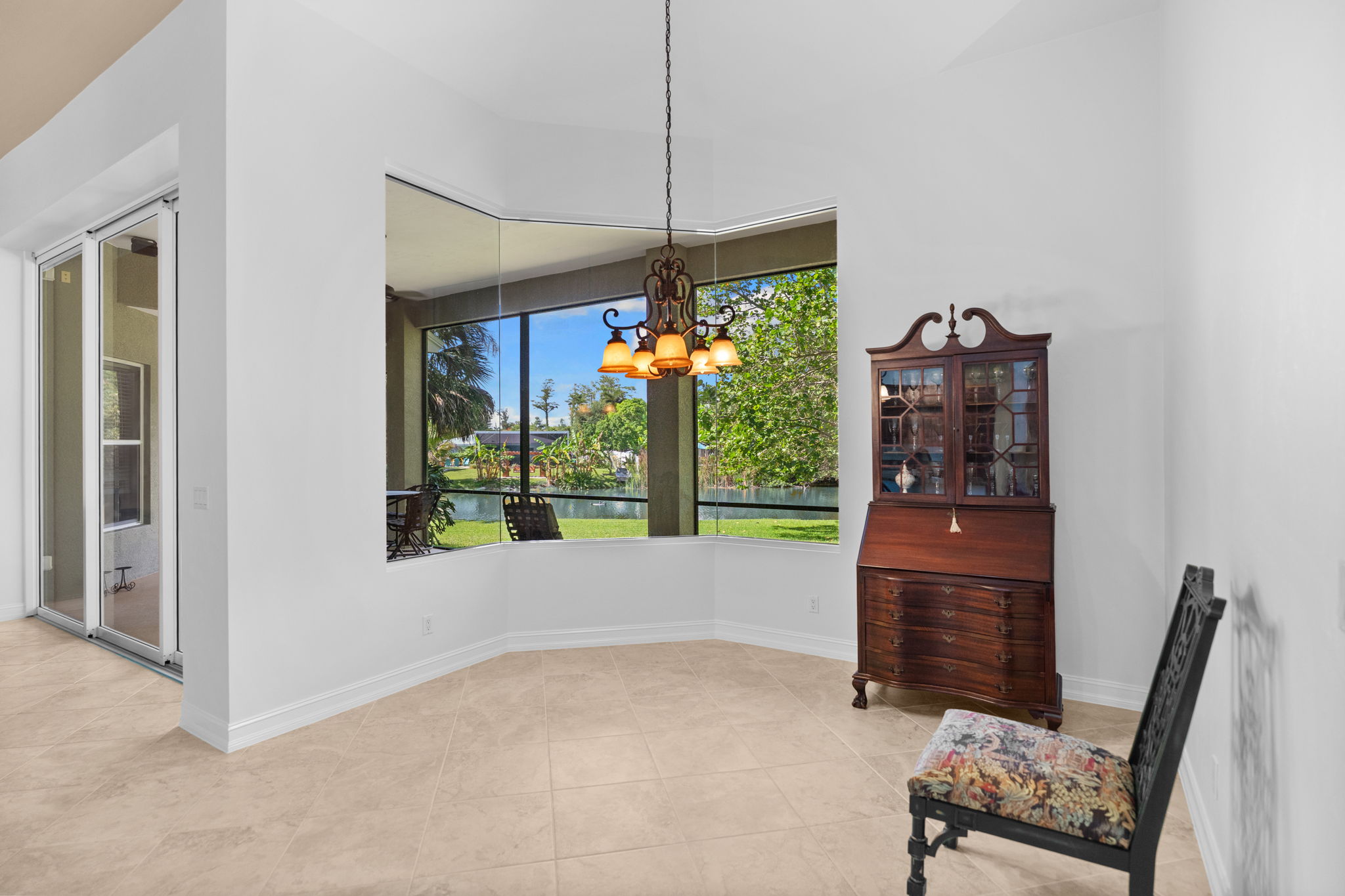 breakfast nook