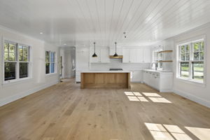  61 Harrison St, Sag Harbor, NY 11963, US Photo 2