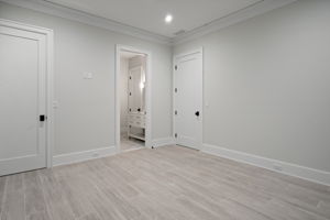  61 Harrison St, Sag Harbor, NY 11963, US Photo 26