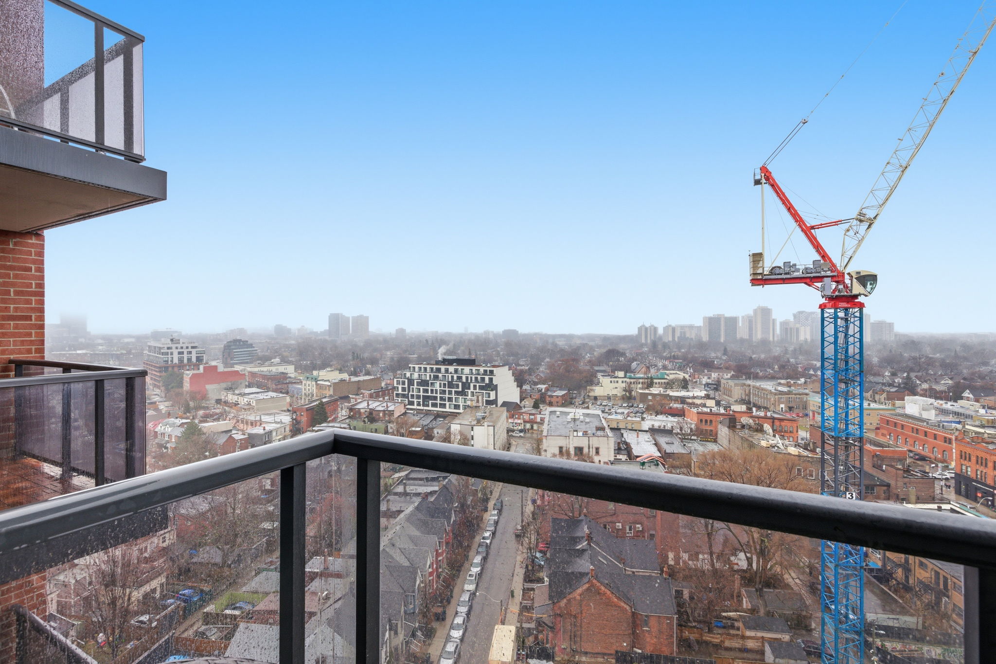 Property in Toronto — delivered property photograph 23
