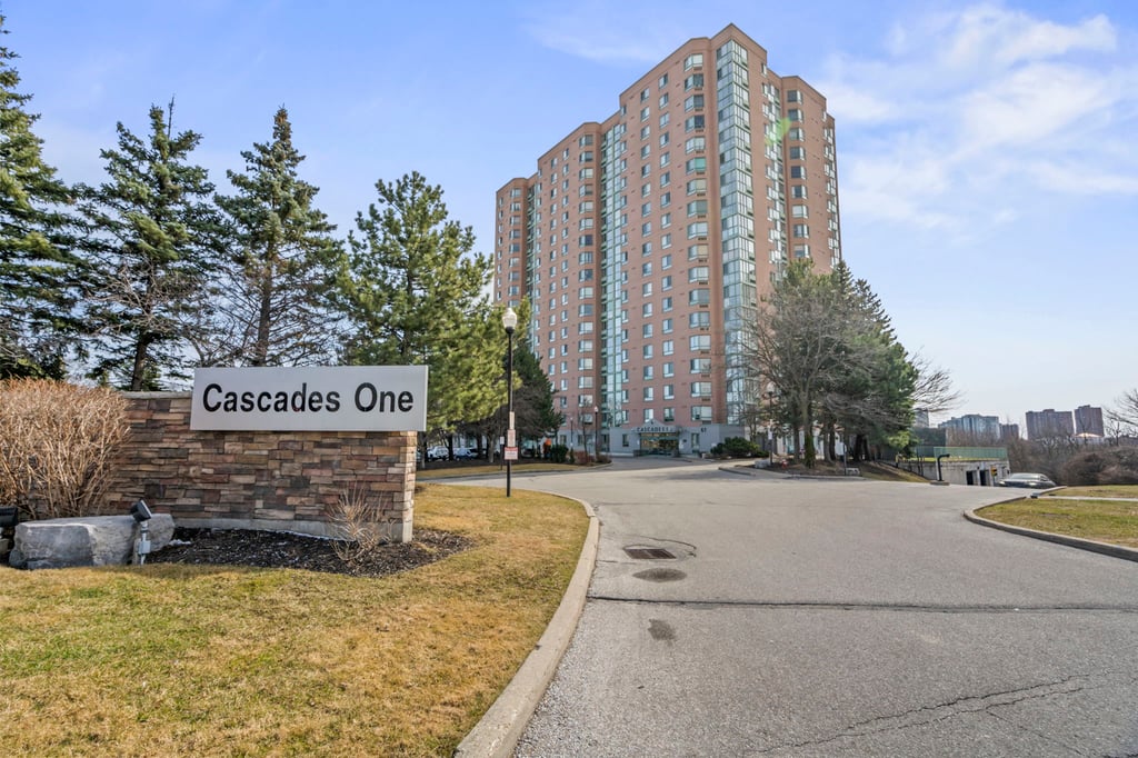 61 Markbrook Ln Unit 205