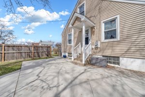  Photo 41