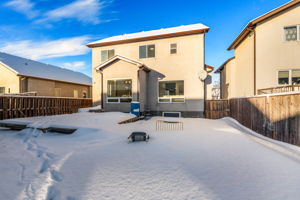 61 Purple Sage Cres - Exterior-4