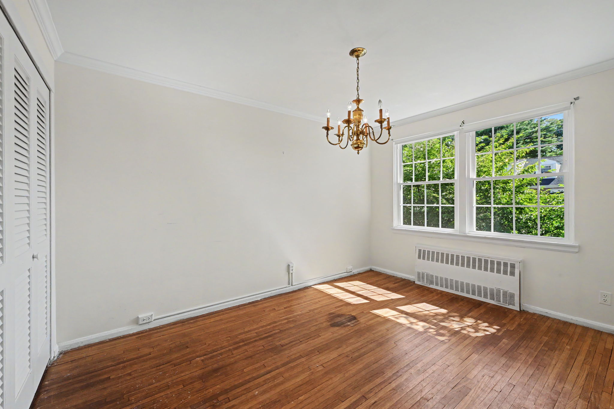 Flexible floor plan. 3rd Bedroom could be a Family or Play Room, Home Office or Formal Dining Room, as currently used