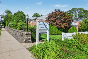 Welcome to Putnam Park, on desirable Milbank Avenue