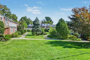 Another view of the green, in a coveted corner of Putnam Park