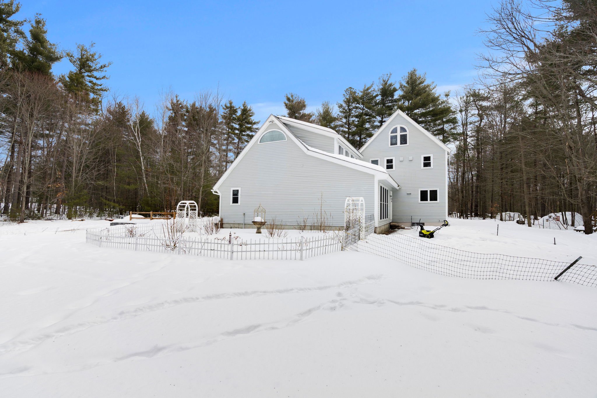 61 Russell Hill Rd, Brookline, NH 03033, USA Photo 6