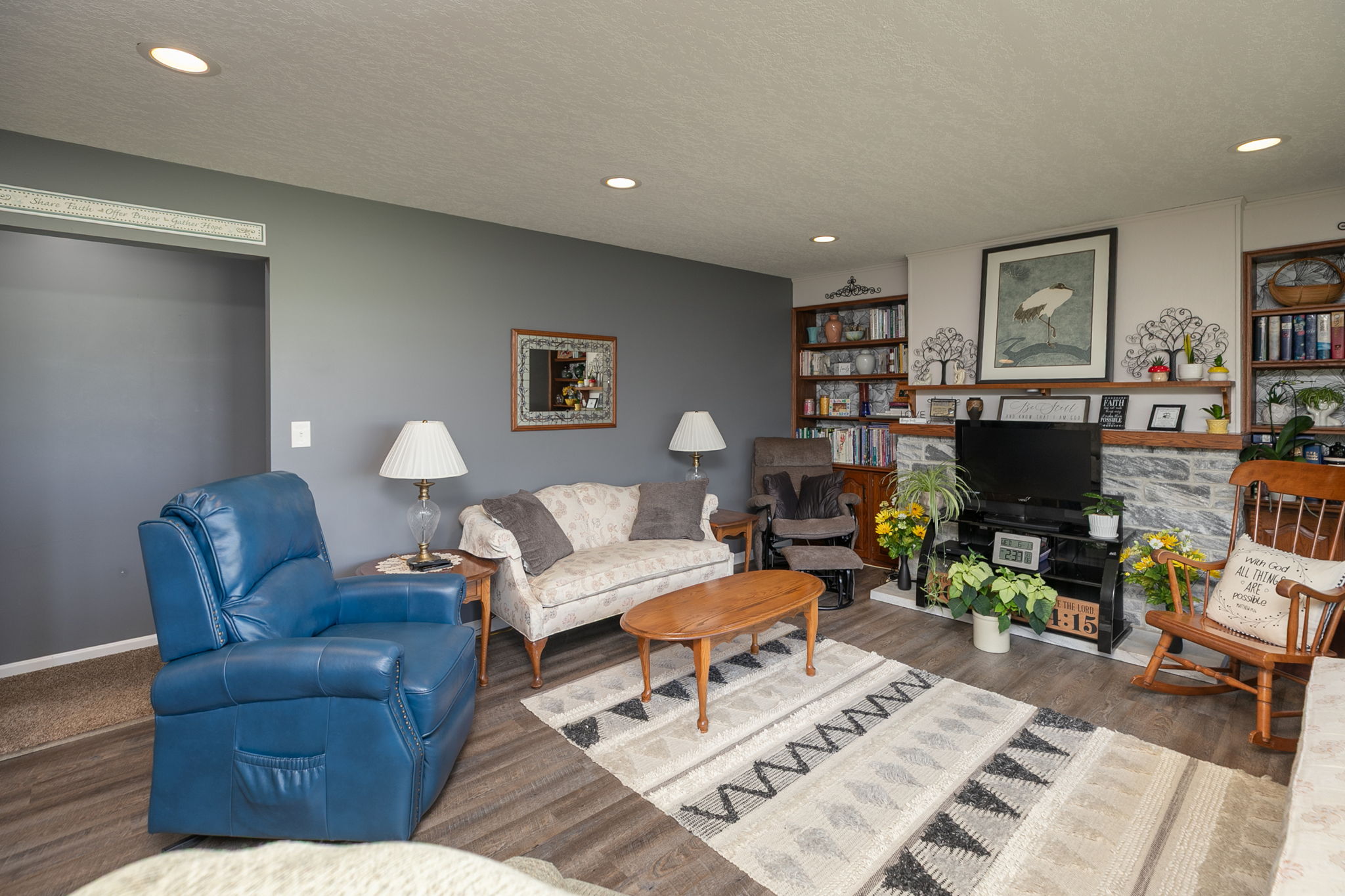 04-Living Room
