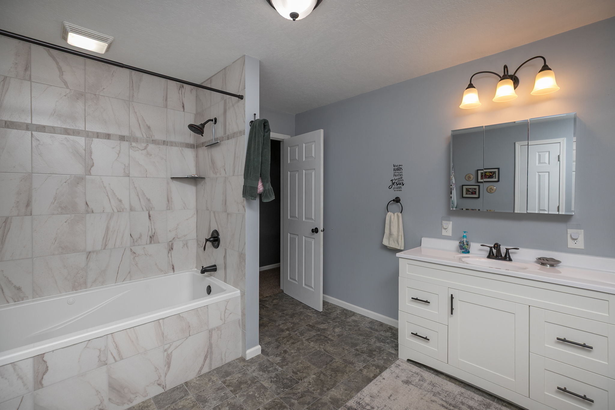 18-Bathroom