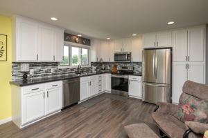 10-Kitchen