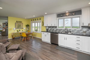 11-Kitchen