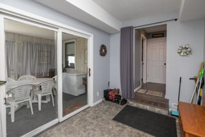 14-Porch