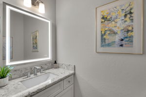  Photo 34