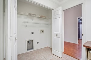 Espana St-S1203-036.jpg