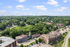 Photo 105