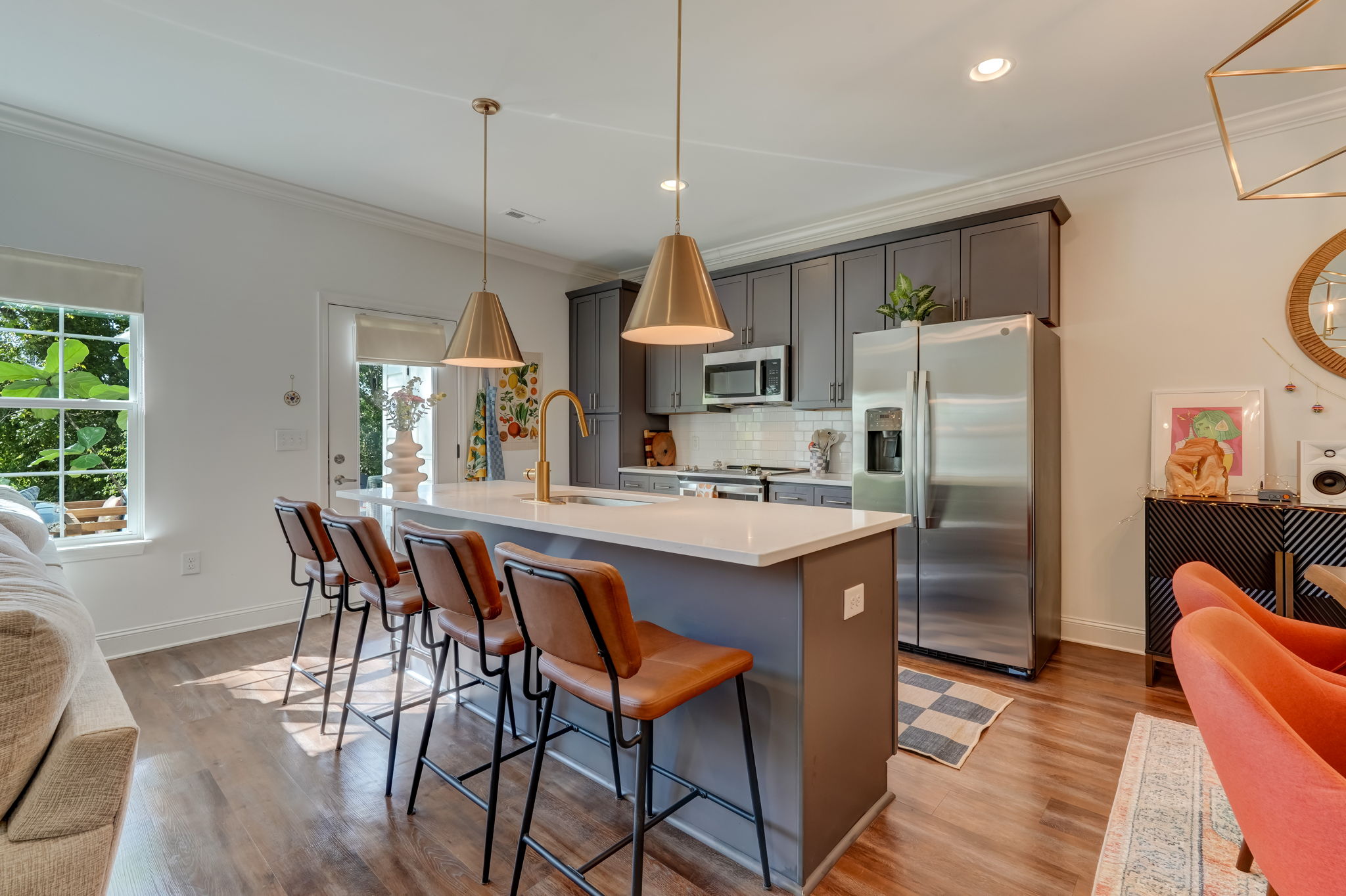Kitchen/Breakfast Bar