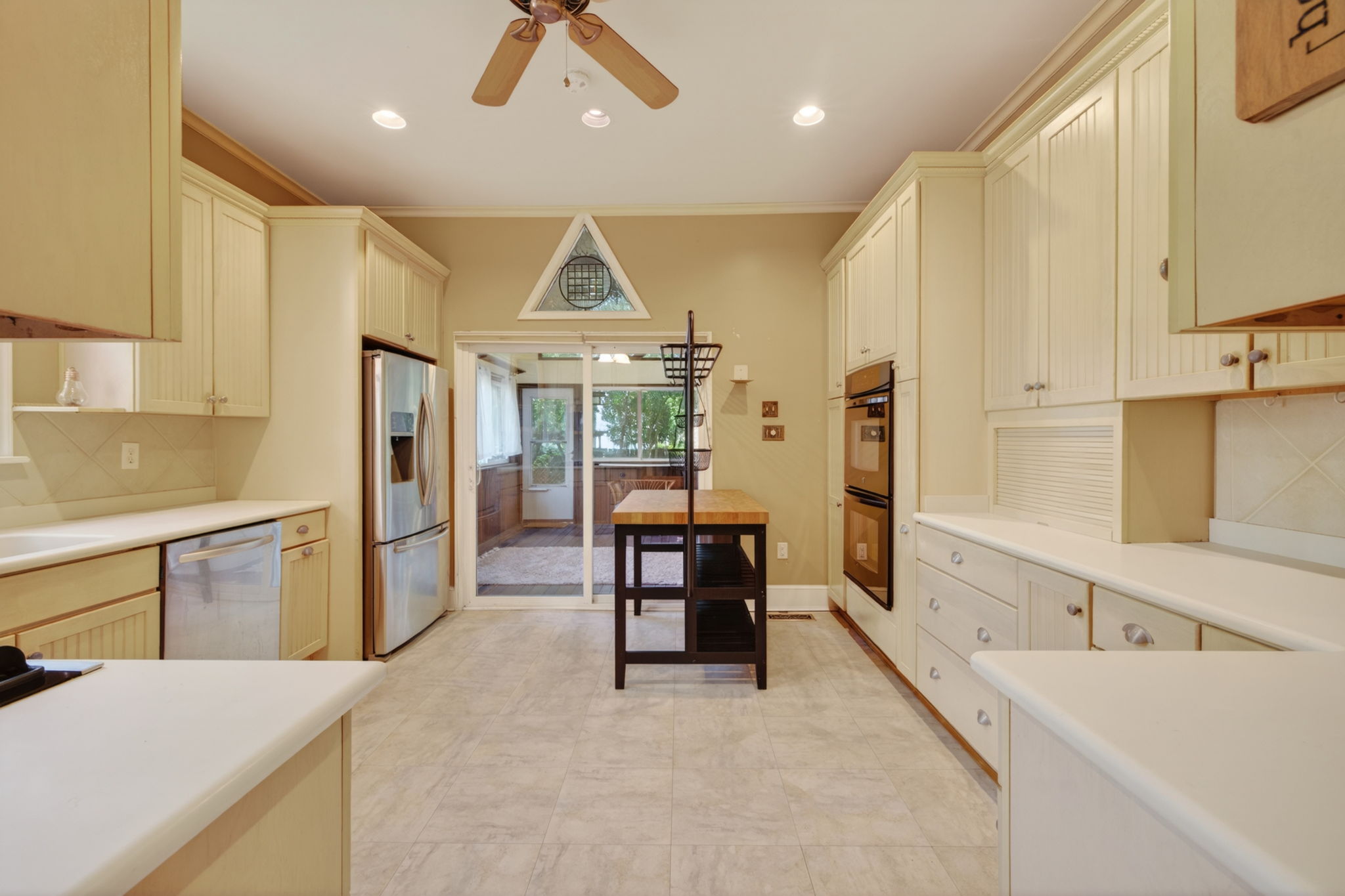 Bright Kitchen
