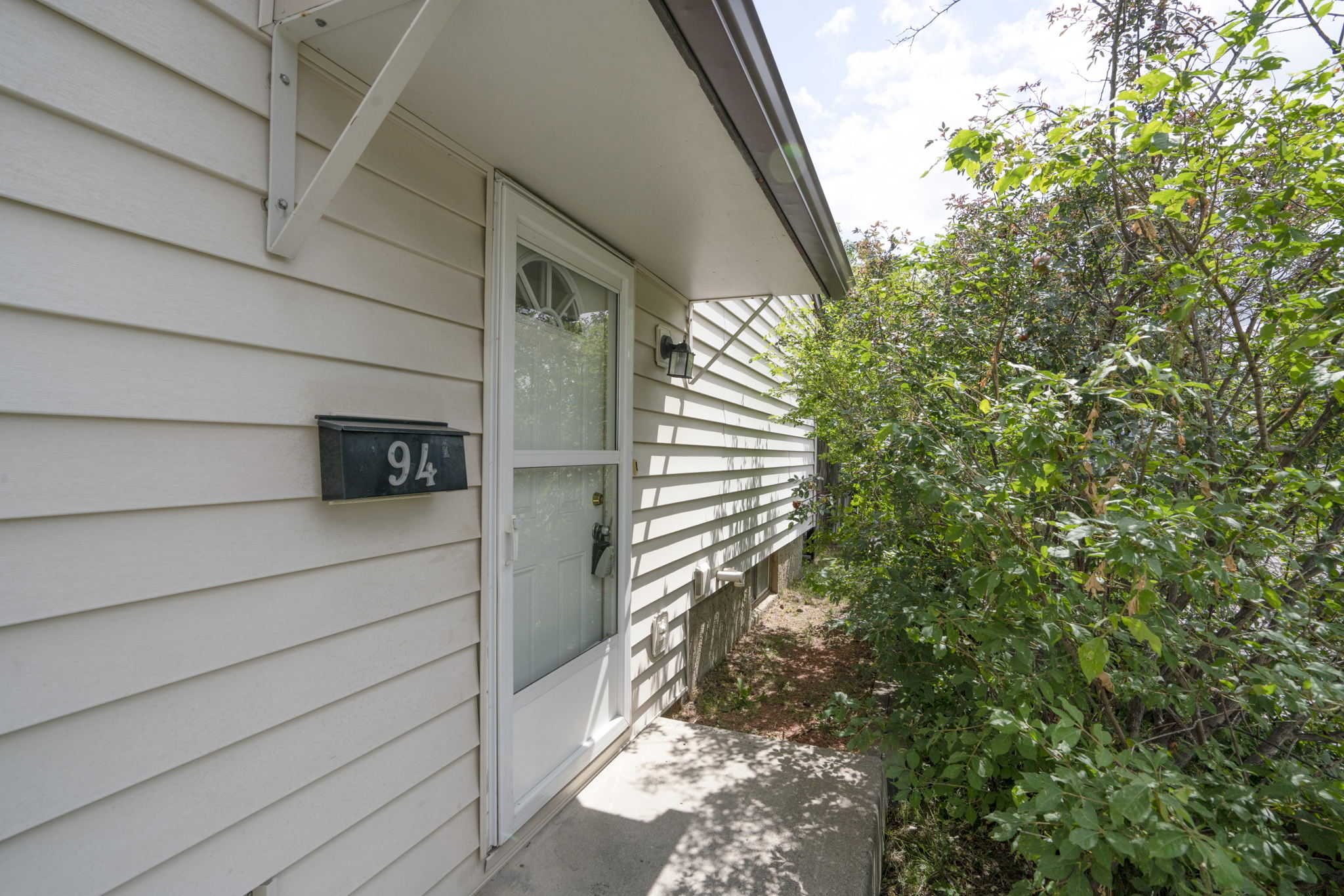 6100-4-ave-ne-calgary-ab-t2a-5z8-interactive-content
