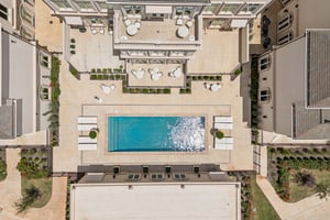 6100 NW Grand Blvd 6107_001 (3).jpg