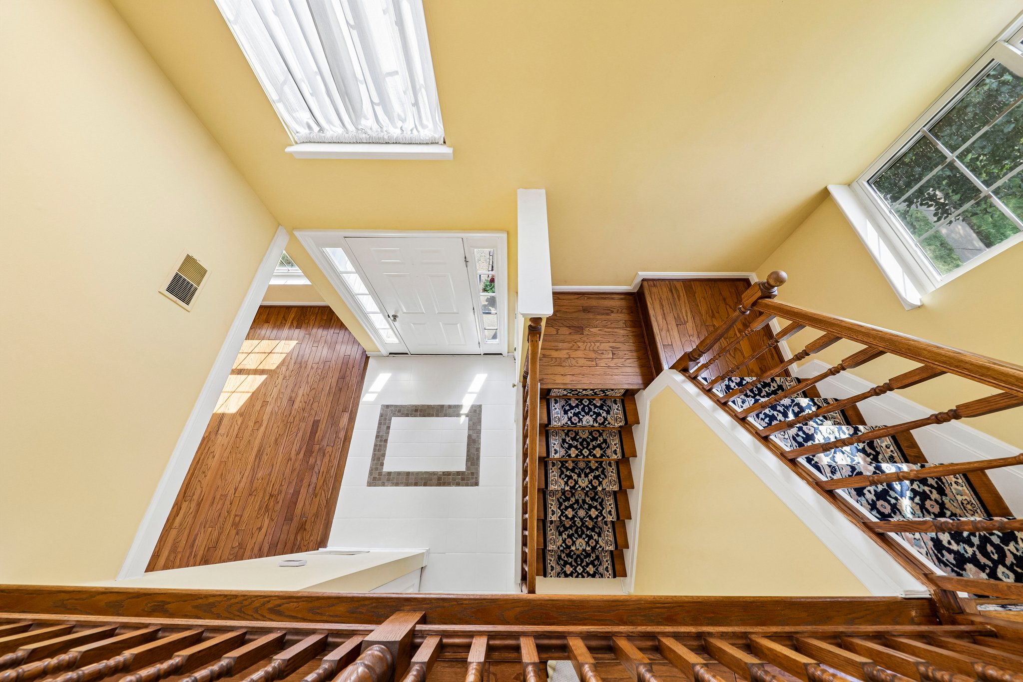 6100B Hoskins Hollow Cir-S1809-022.jpg