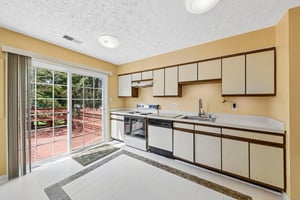 6100B Hoskins Hollow Cir-S1809-014.jpg