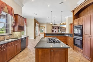 S Hampshire Ct-S1608-013.jpg