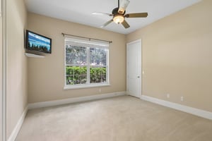 S Hampshire Ct-S1608-026.jpg