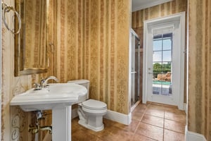 S Hampshire Ct-S1608-033r.jpg
