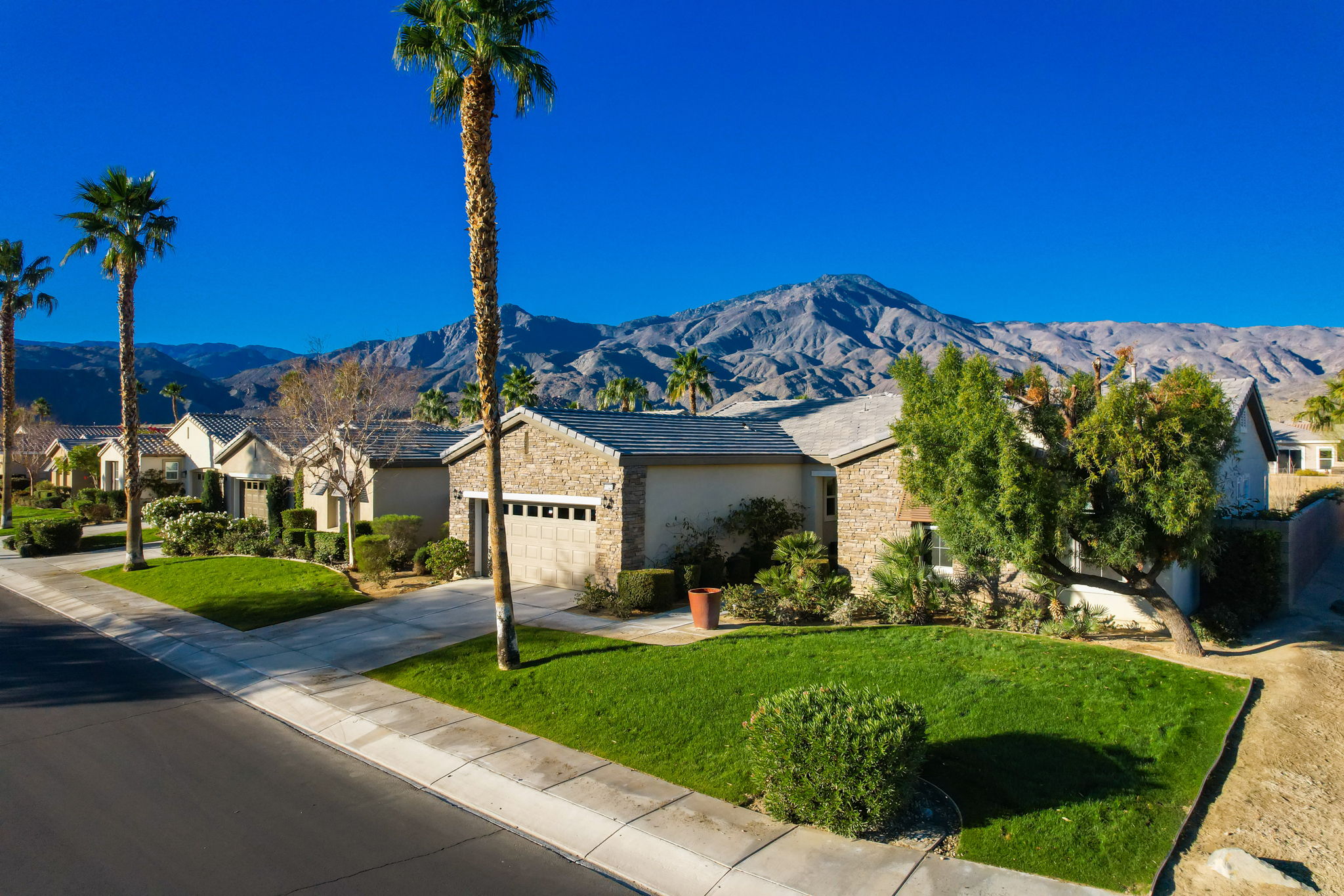 61025 Living Stone Dr, La Quinta, CA 92253, USA Photo 3